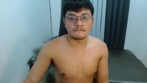 Snapshot of love_hottieh chatting on 10, 11, 2025 love_hottieh online show from 10, 11, 2025