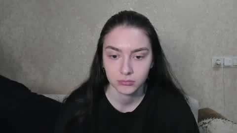 Snapshot of love_lina_muuur chatting on 17, 5, 2026 LINA online show from 17, 5, 2026