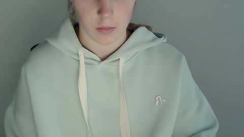 Vivian online show from 21, 11, 2025