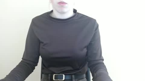 Vivian online show from 10, 4, 2026