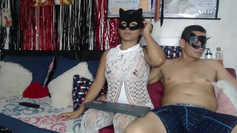 Snapshot of lovecreyzyshowcam chatting on 19, 12, 2024 Frank and Nathy online show from 19, 12, 2024