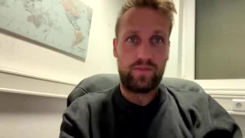 Snapshot of lovefuesse chatting on 11, 11, 2025 lovefuesse online show from 11, 11, 2025