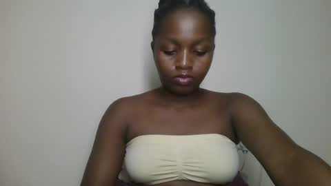 Snapshot of lovelbrownie chatting on 12, 7, 2026 lovelbrownie online show from 12, 7, 2026