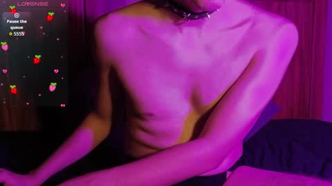 Snapshot of lovelessaiko chatting on 4, 3, 2026 Aiko online show from 4, 3, 2026