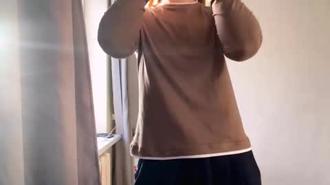 Ella online show from 21, 11, 2025