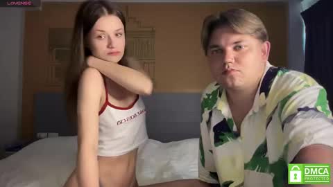 Snapshot of lovelly_mooncouple chatting on 7, 3, 2025 Mileena and Oliver online show from 7, 3, 2025