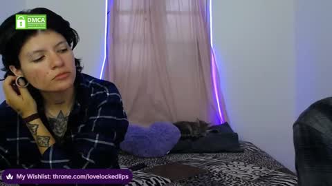 Snapshot of lovelockedlips chatting on 1, 2, 2026 Alex Violet online show from 1, 2, 2026