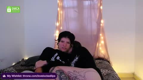 Snapshot of lovelockedlips chatting on 27, 2, 2026 Alex Violet online show from 27, 2, 2026