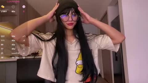 Allyson 3 online show from 4, 12, 2025