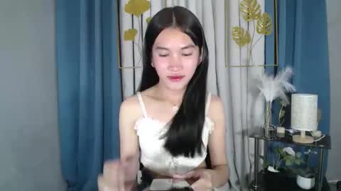 Snapshot of lovely_bellax chatting on 19, 5, 2026 BELLA online show from 19, 5, 2026