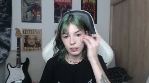 Cassie online show from 11, 1, 2025