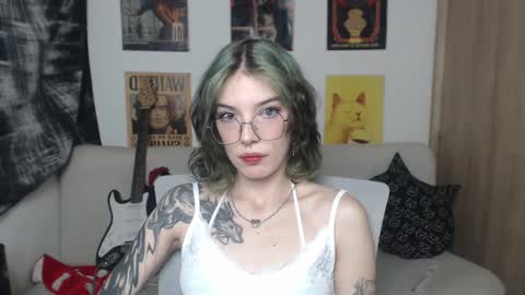 Cassie online show from 13, 2, 2025