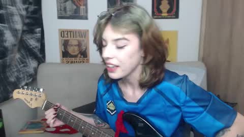 Cassie online show from 27, 2, 2025