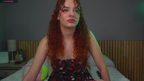 Snapshot of lovely_emma18 chatting on 11, 1, 2025 Emma online show from 11, 1, 2025