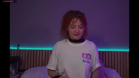 Snapshot of lovely_emma18 chatting on 18, 1, 2025 Emma online show from 18, 1, 2025