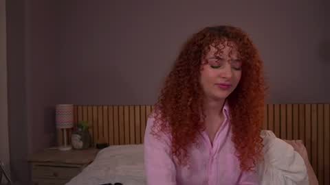 Snapshot of lovely_emma18 chatting on 25, 1, 2025 Emma online show from 25, 1, 2025