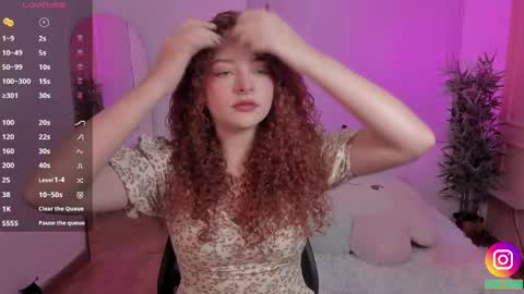 Snapshot of lovely_emma18 chatting on 30, 4, 2026 Emma online show from 30, 4, 2026