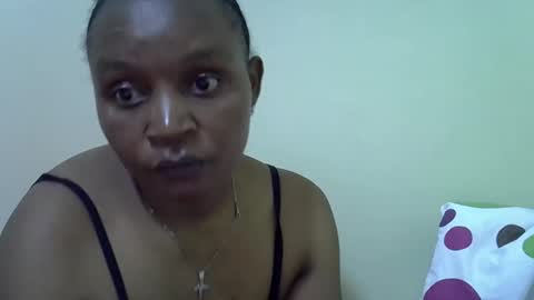 Snapshot of lovely_gee chatting on 19, 4, 2026 sexylover online show from 19, 4, 2026