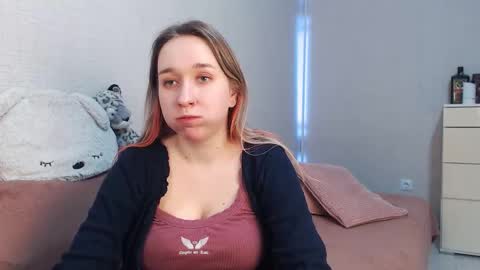 Lovely Hayley online show from 14, 2, 2026