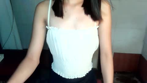 Snapshot of lovely_joan123 chatting on 16, 5, 2026 lovely_joan123 online show from 16, 5, 2026