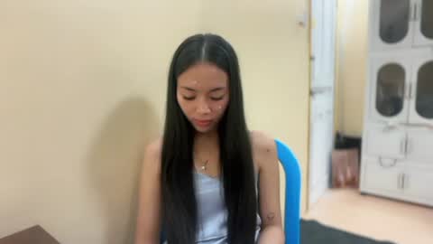 Snapshot of lovely_leah23 chatting on 18, 7, 2026 lovely_leah23 online show from 18, 7, 2026