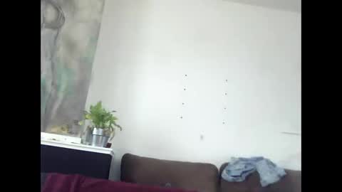 mooie man online show from 9, 9, 2025