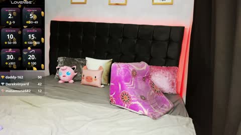 lovely violet13 online show from 11, 12, 2024