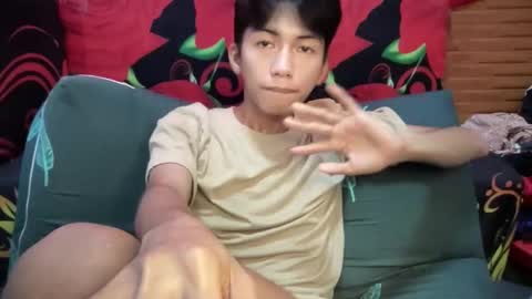 lovelyboy_jm online show from 18, 5, 2026