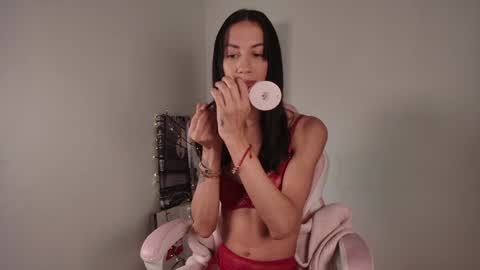 Snapshot of lovelycaroll chatting on 4, 1, 2025 lovelycaroll online show from 4, 1, 2025