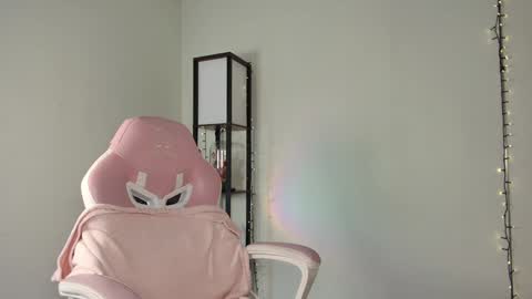 Snapshot of lovelycaroll chatting on 1, 2, 2025 lovelycaroll online show from 1, 2, 2025