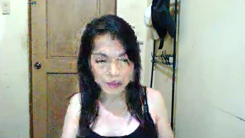 lovelykimts32 online show from 10, 11, 2025