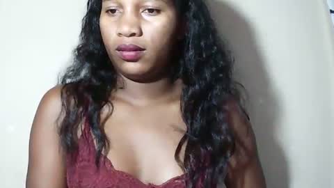 Snapshot of lovelylarra chatting on 17, 5, 2026 lovelylarra online show from 17, 5, 2026