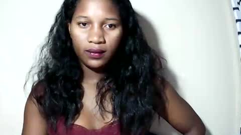 Snapshot of lovelylarra chatting on 26, 5, 2026 lovelylarra online show from 26, 5, 2026