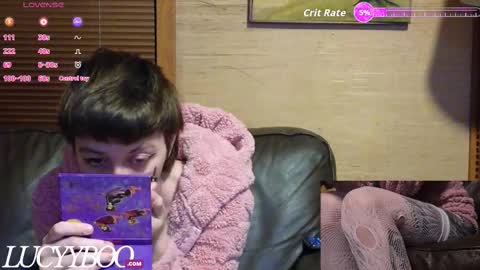 lovelylittlelucyy online show from 15, 12, 2025