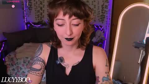 lovelylittlelucyy online show from 16, 7, 2026