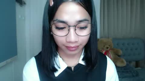 Snapshot of lovelymae18 chatting on 7, 3, 2026 lovelymae18 online show from 7, 3, 2026