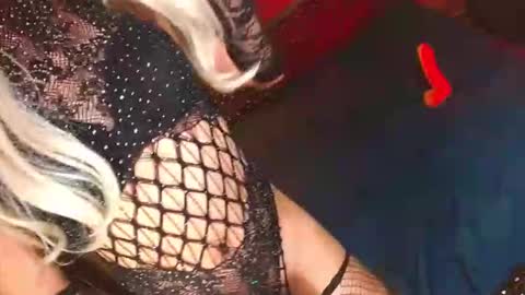 Snapshot of lovelymiss_shyna11 chatting on 28, 5, 2026 lovelymiss_shyna11 online show from 28, 5, 2026