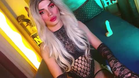 Snapshot of lovelymiss_shyna11 chatting on 29, 5, 2026 lovelymiss_shyna11 online show from 29, 5, 2026