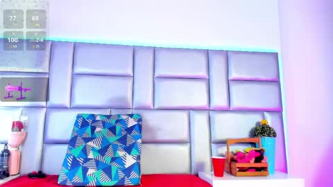 Snapshot of lovelynickyy chatting on 26, 4, 2026 Nicky online show from 26, 4, 2026