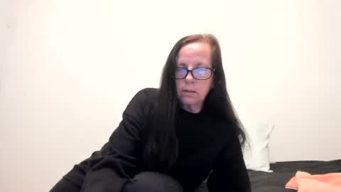 Loving Peach Goddess online show from 16, 3, 2026