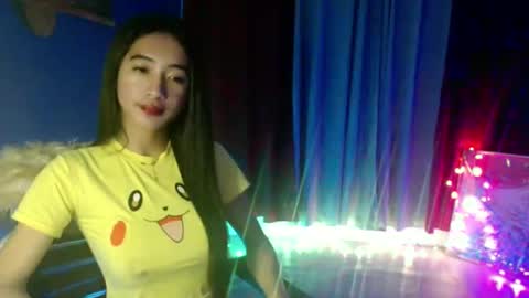 lovelypetite143 online show from 10, 3, 2026