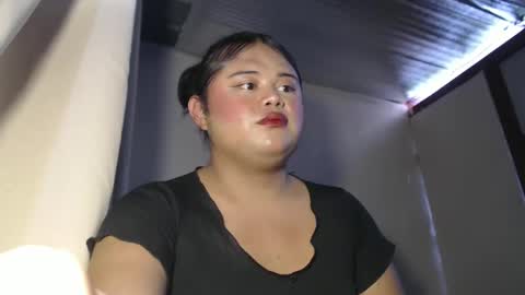 lovely online show from 2, 1, 2025