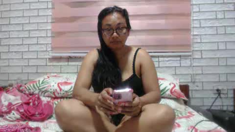 Angelquey online show from 2, 3, 2025