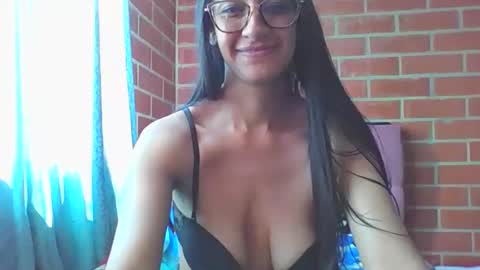 Snapshot of lovelysexxx_ chatting on 3, 4, 2026 Tiffany online show from 3, 4, 2026