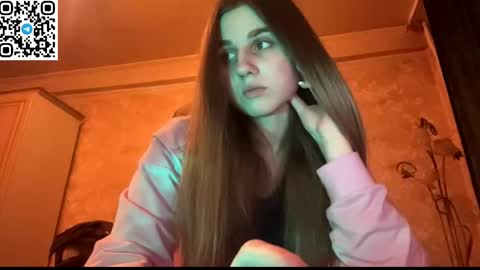 Snapshot of lovelysilk_63 chatting on 27, 4, 2026 ELA online show from 27, 4, 2026