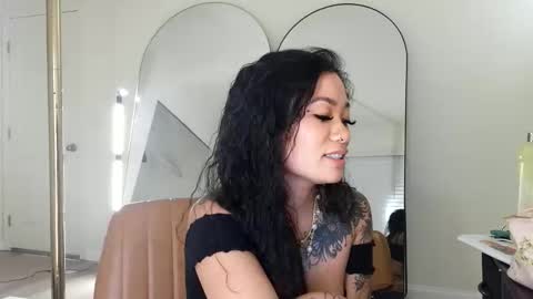 Snapshot of lovelyxmacii chatting on 2, 3, 2026 lovelyxmacii online show from 2, 3, 2026