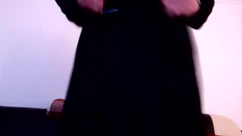 lovepvcearly50s online show from 22, 4, 2026