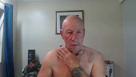 Snapshot of lovesblackazz chatting on 5, 1, 2025 Lovesblackazz online show from 5, 1, 2025