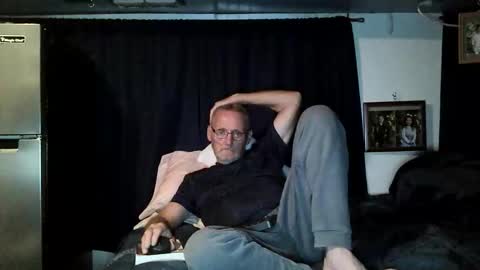 Snapshot of lovesex6565 chatting on 26, 9, 2025 just here to have fun and cum online show from 26, 9, 2025