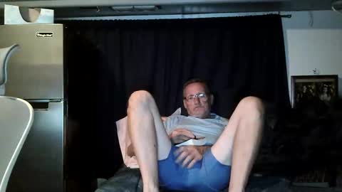 Snapshot of lovesex6565 chatting on 15, 10, 2025 just here to have fun and cum online show from 15, 10, 2025